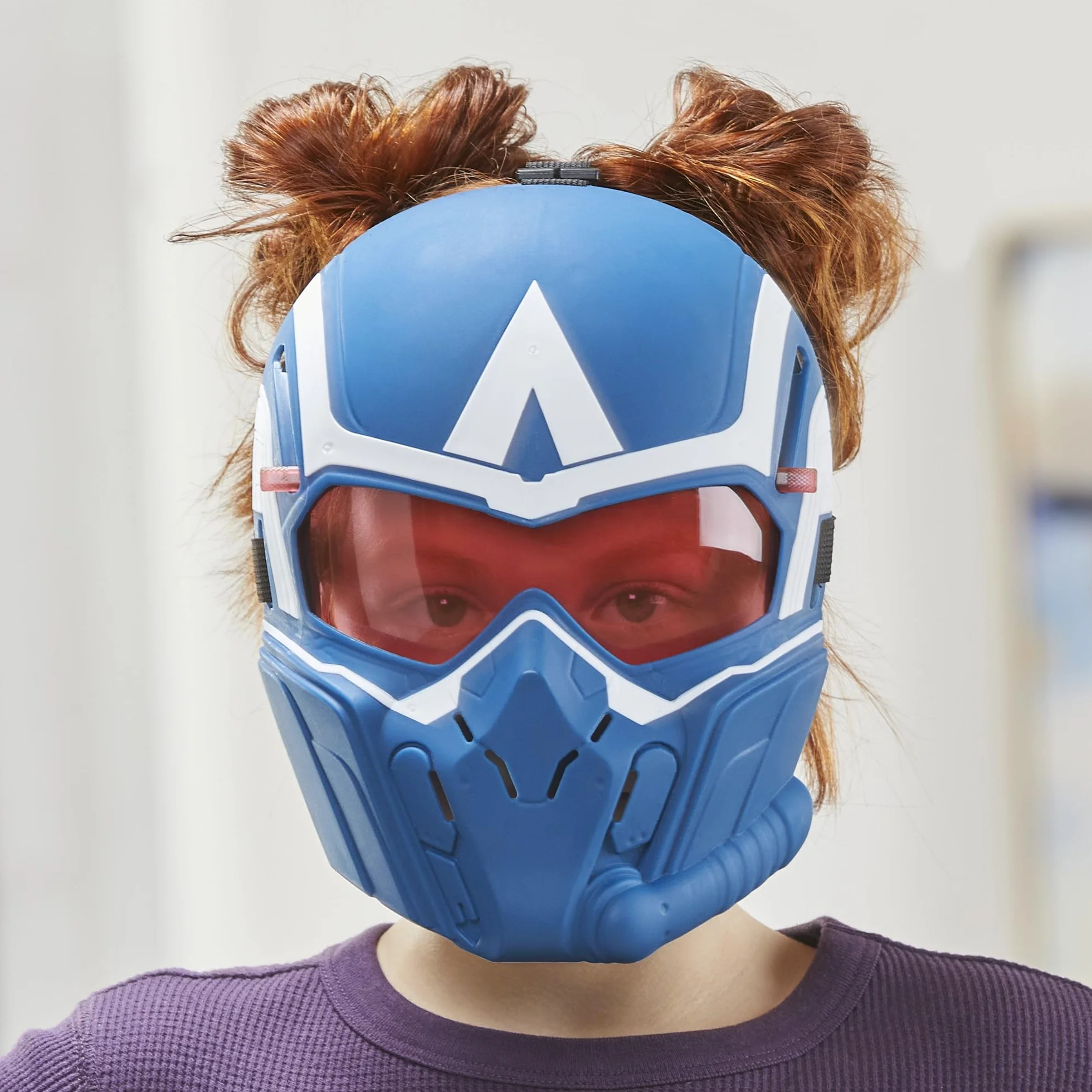 Maska do latania z filmu wytwórni Marvela Captain America Brave New World, zabawka do odgrywania ról