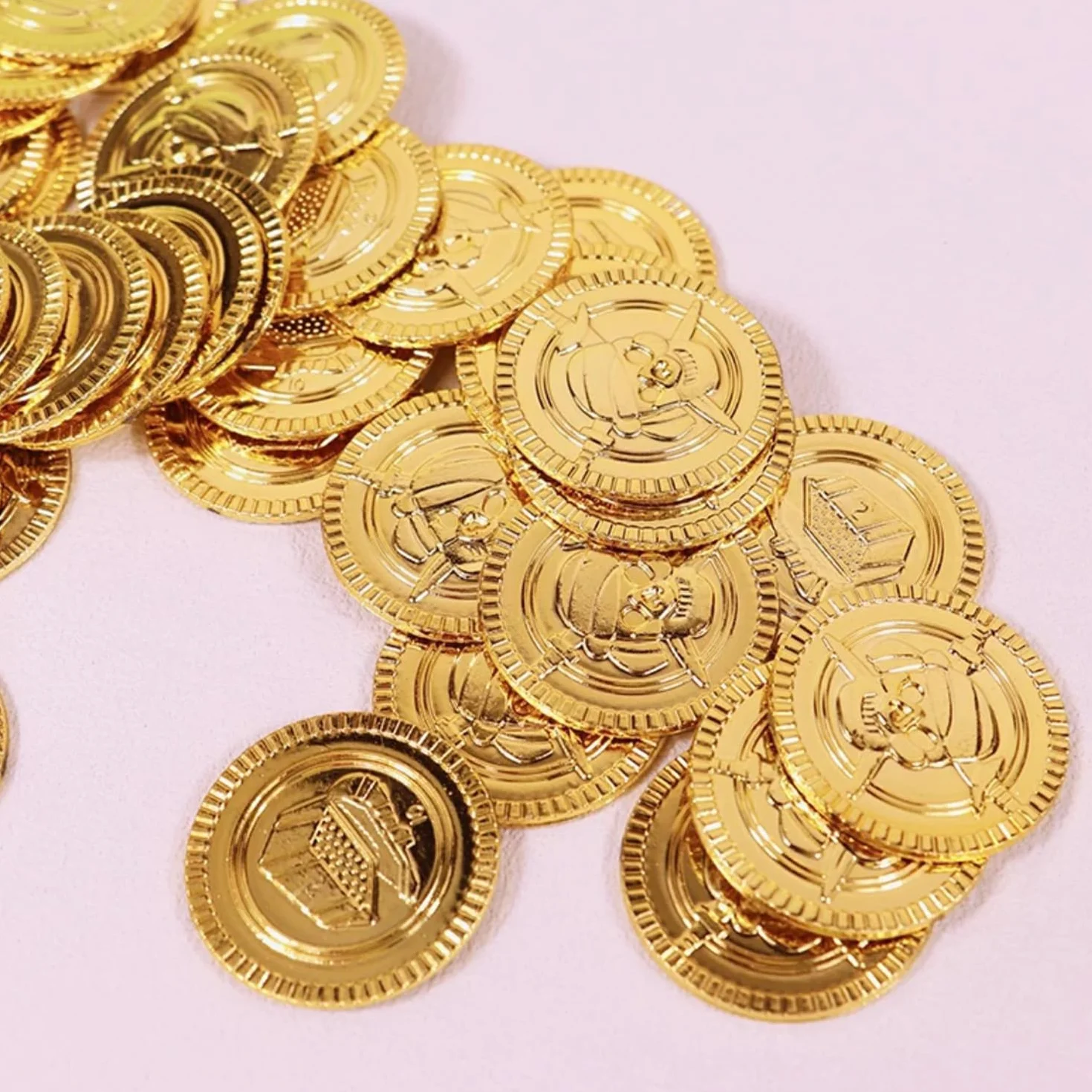 Piracki skarb złotych monet, piratów, złote monety, pieniądze do zabawy, na urodziny dziecka, złote monety, zabawka upominek z okazji urodzin dziecka (50)