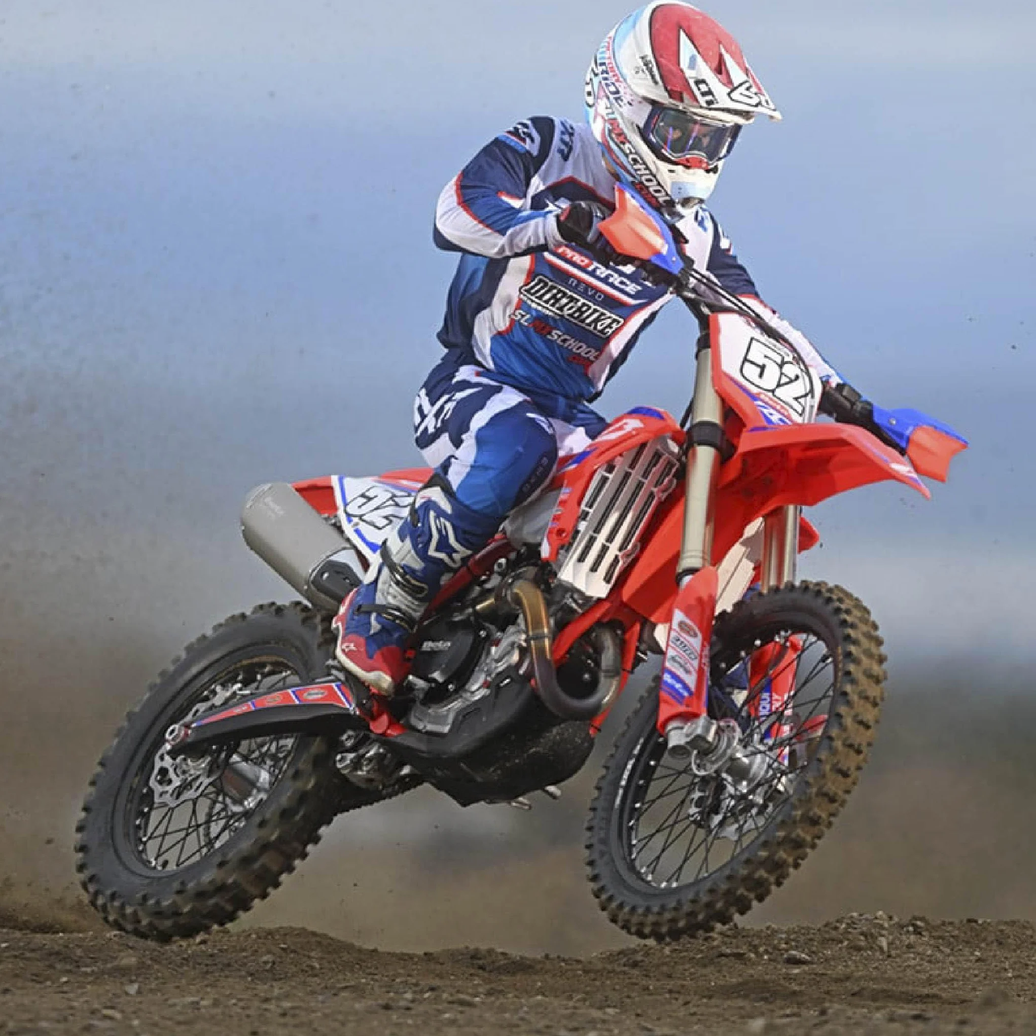 POLISPORT Kompletny zestaw z tworzywa sztucznego 91601 do wersji beta RR X-Pro 2025 o idealnym dopasowaniu, jakość OEM i najwyższa wytrzymałość do intensywnego użytkowania w terenie