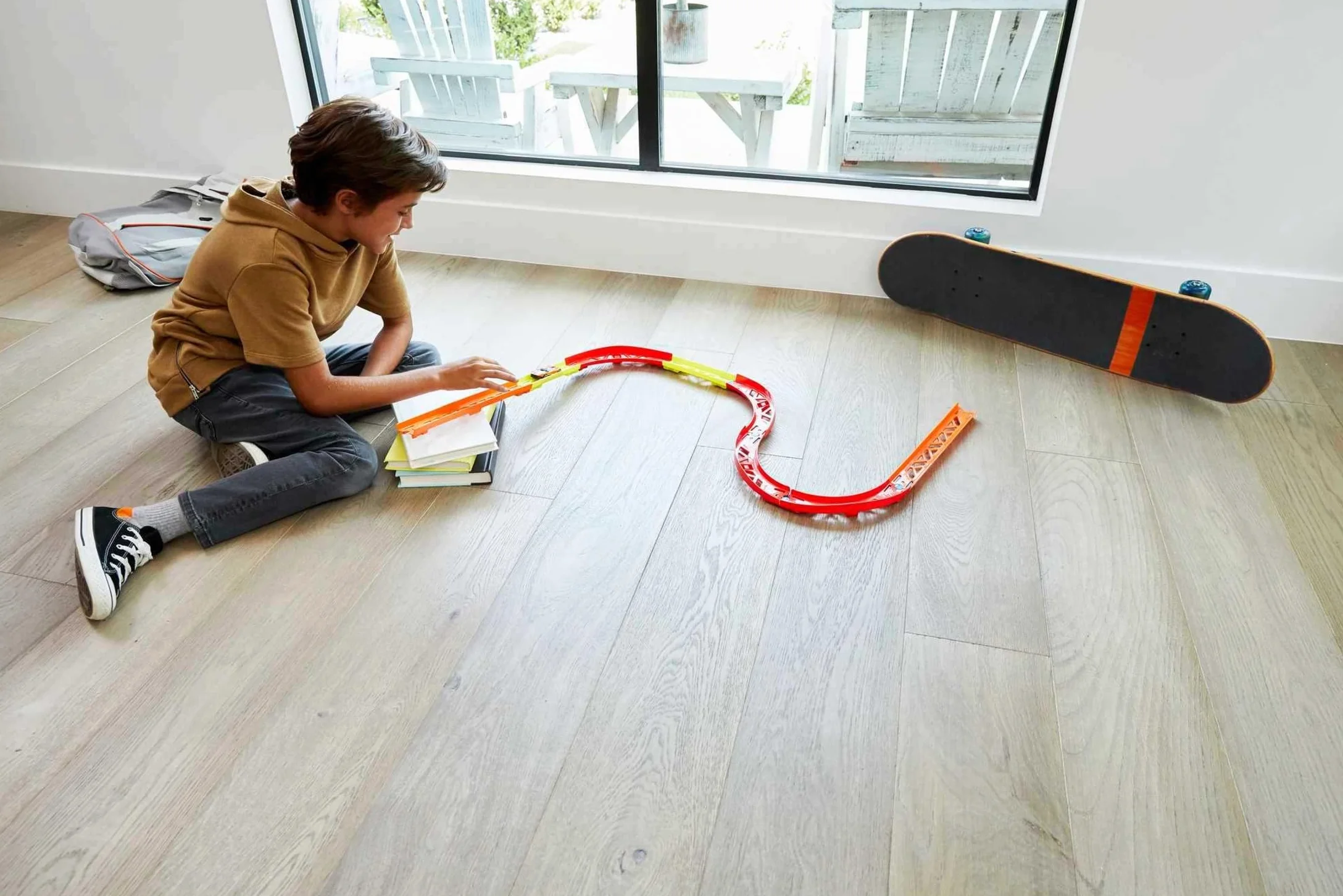 Hot Wheels Track Builder Zakręty Zestaw do rozbudowy, dla dzieci od 4 roku życia, GLC88