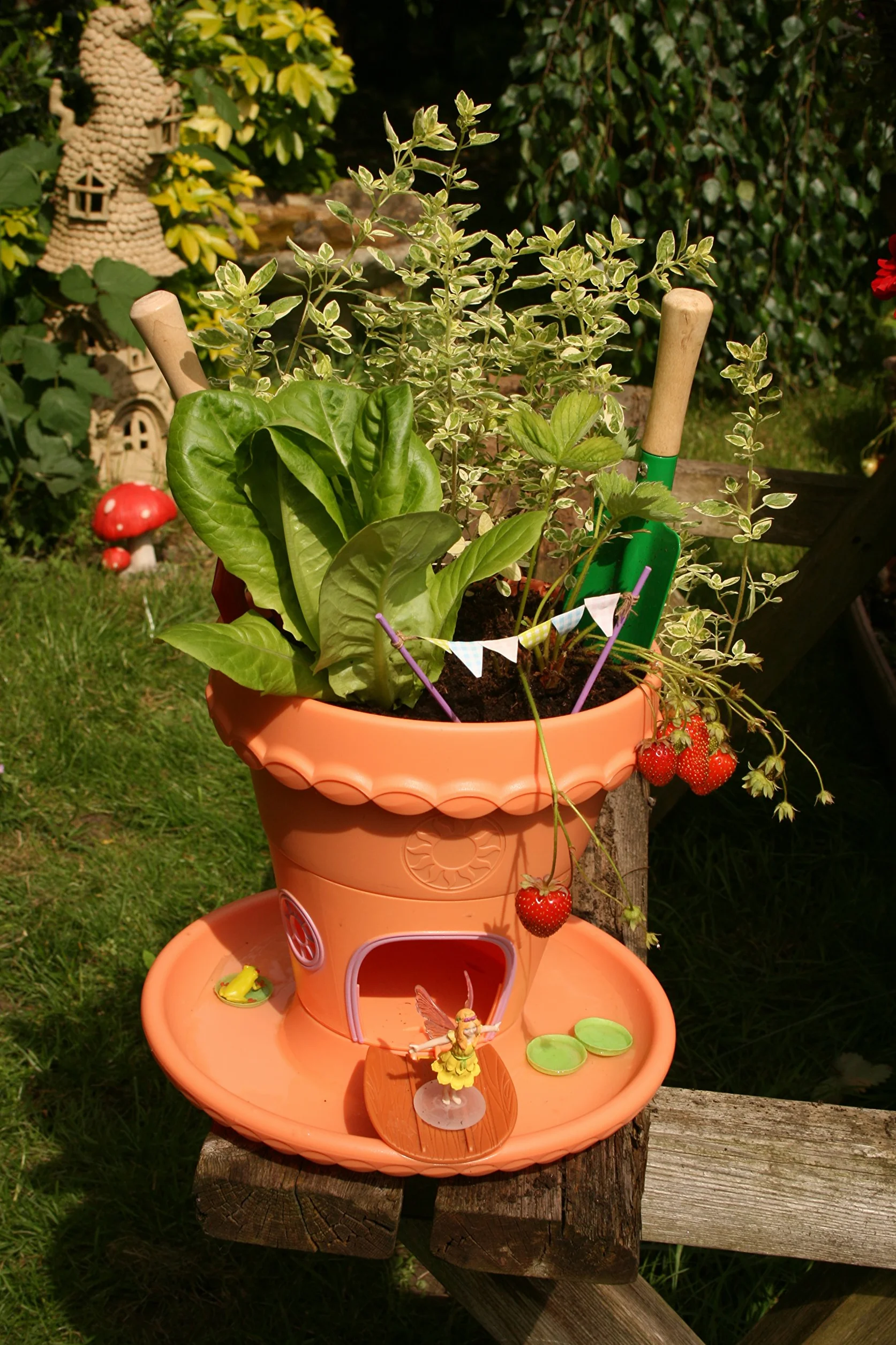 My Fairy Garden Zestaw zabawek, ogród do samodzielnego sadzenia i zabawy, magiczny ogród morski dla dzieci w wieku od 4 lat, w zestawie z nasionami trawy, kreatywny zestaw dla dziewcząt, zabawka dla małych dzieci