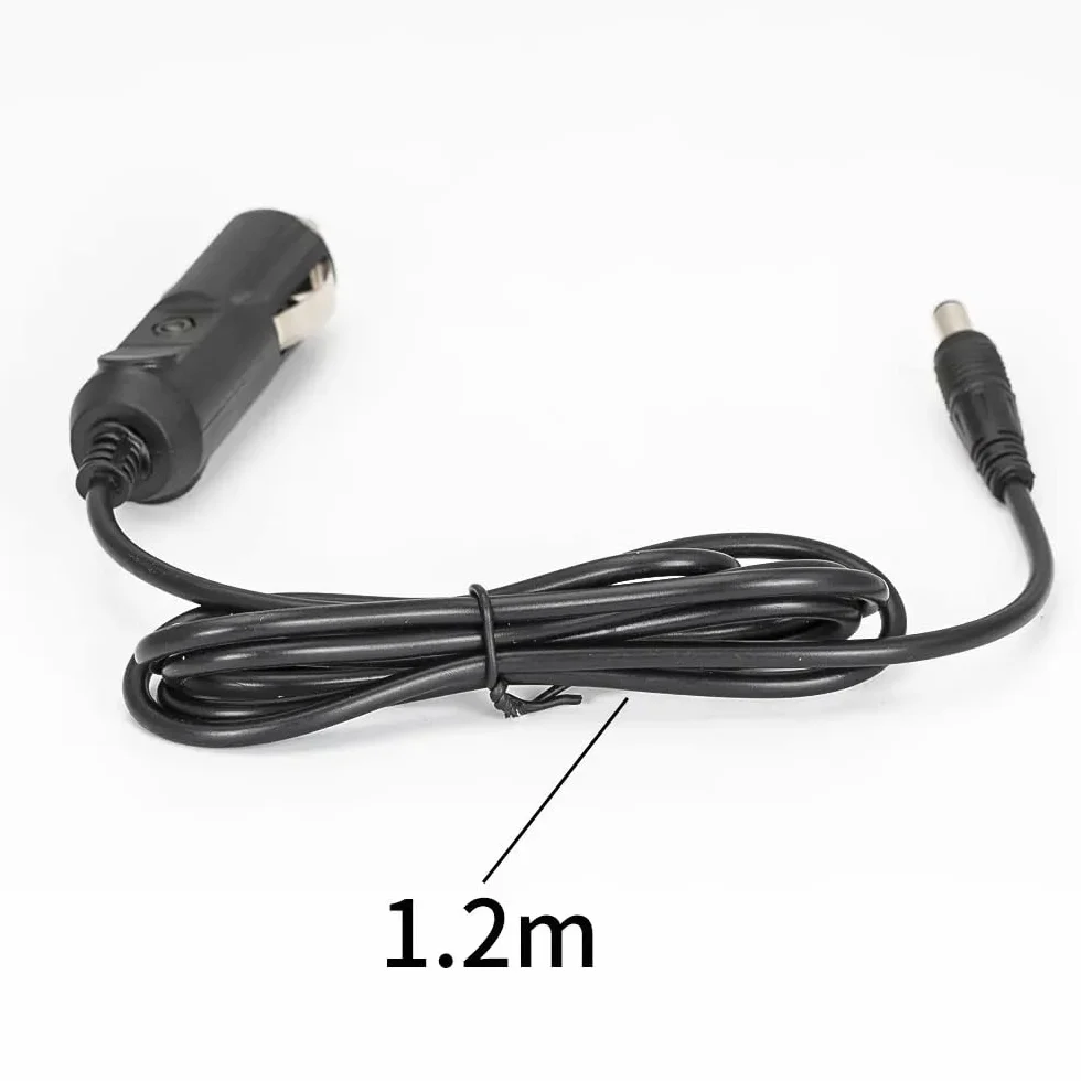 Wtyczka do zapalniczki samochodowej 12 V DC 5 A 5,5 mm x 2,1 mm z kablem 1,2 m