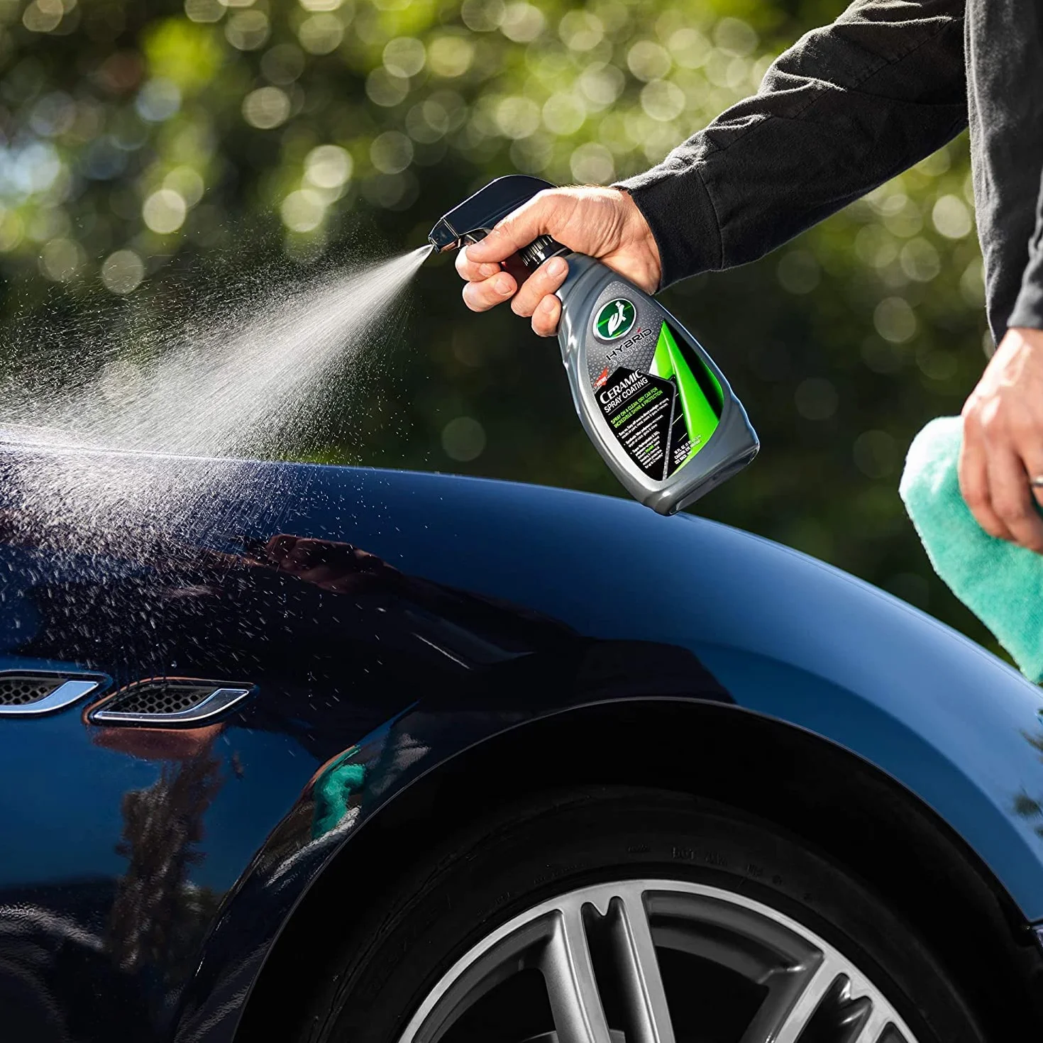 Ceramiczna powłoka w sprayu Turtle Wax Hybrid Solutions, 500 ml, zapewnia niesamowity połysk i ochronę, ekstremalne właściwości perlenia wody, poprawia wykończenie Twojego samochodu
