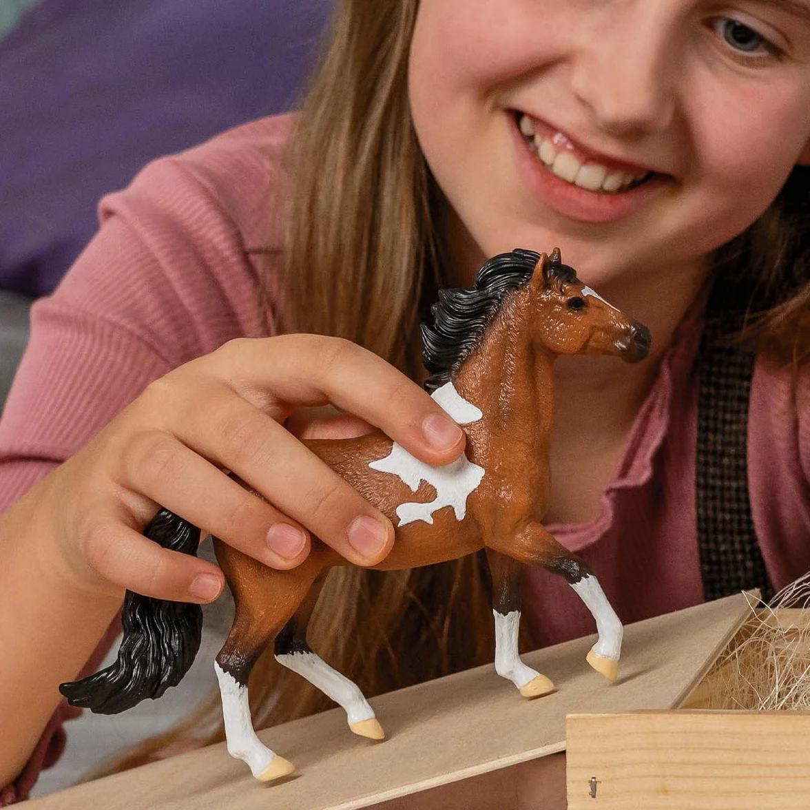 schleich HORSE CLUB | Ogier Mangalarga Marchador 13978 | Szczegółowa figurka konia | Prezent dla dziewczynek i chłopców | Figurka dekoracyjna i kolekcjonerska | od 5 lat | 4 × 18 × 11 cm