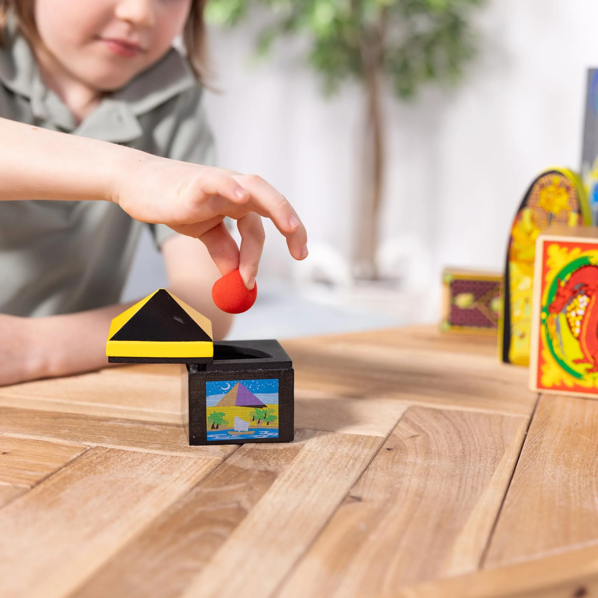Melissa & Doug luksusowy zestaw magiczny, zabawa z odgrywaniem ról, zestaw zabawkowy, drewniana zabawka, od ósmego roku życia, prezent dla chłopca lub dziewczynki