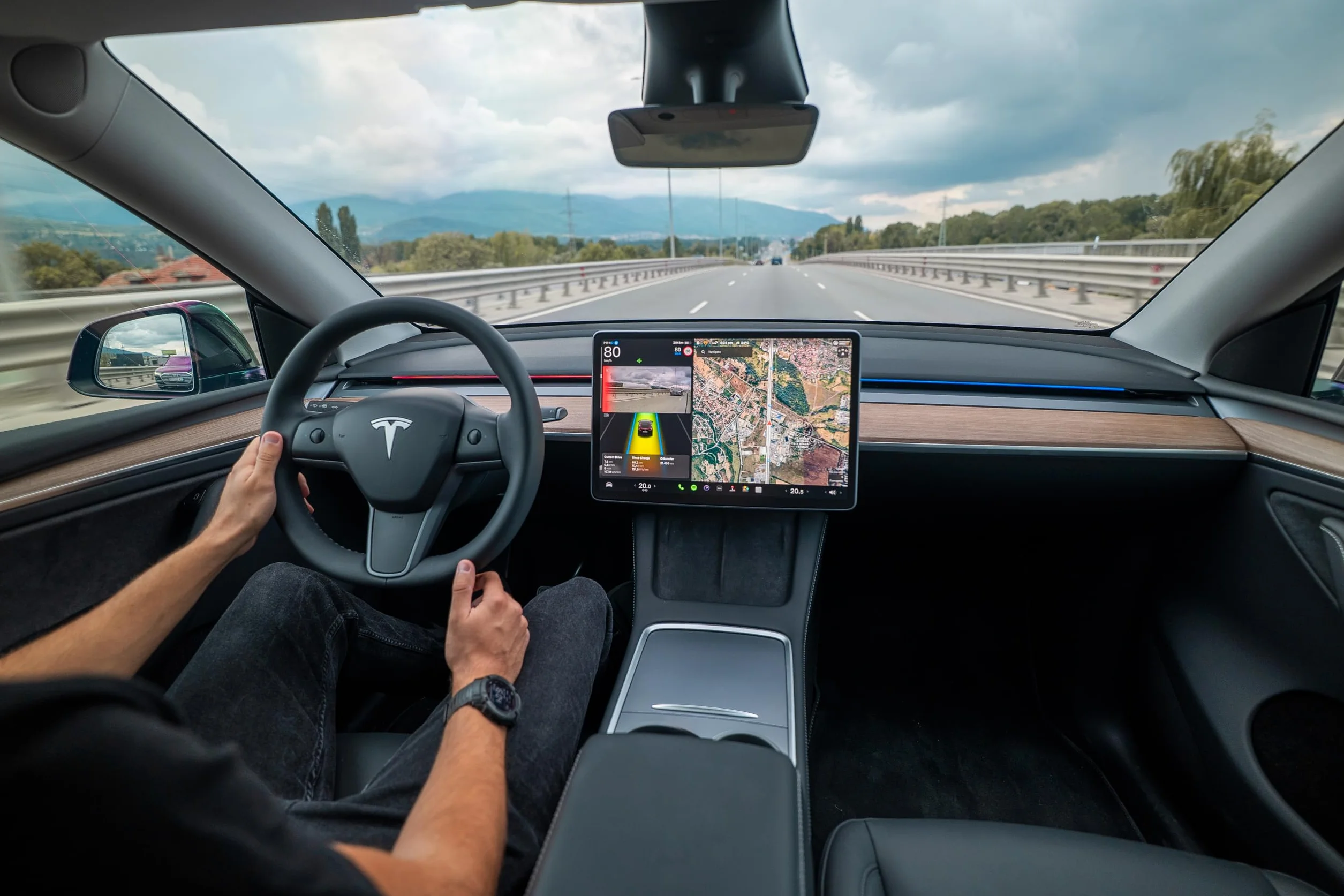 Taśma świetlna LED RGB do Tesla Model 3 i Y 2021-2024