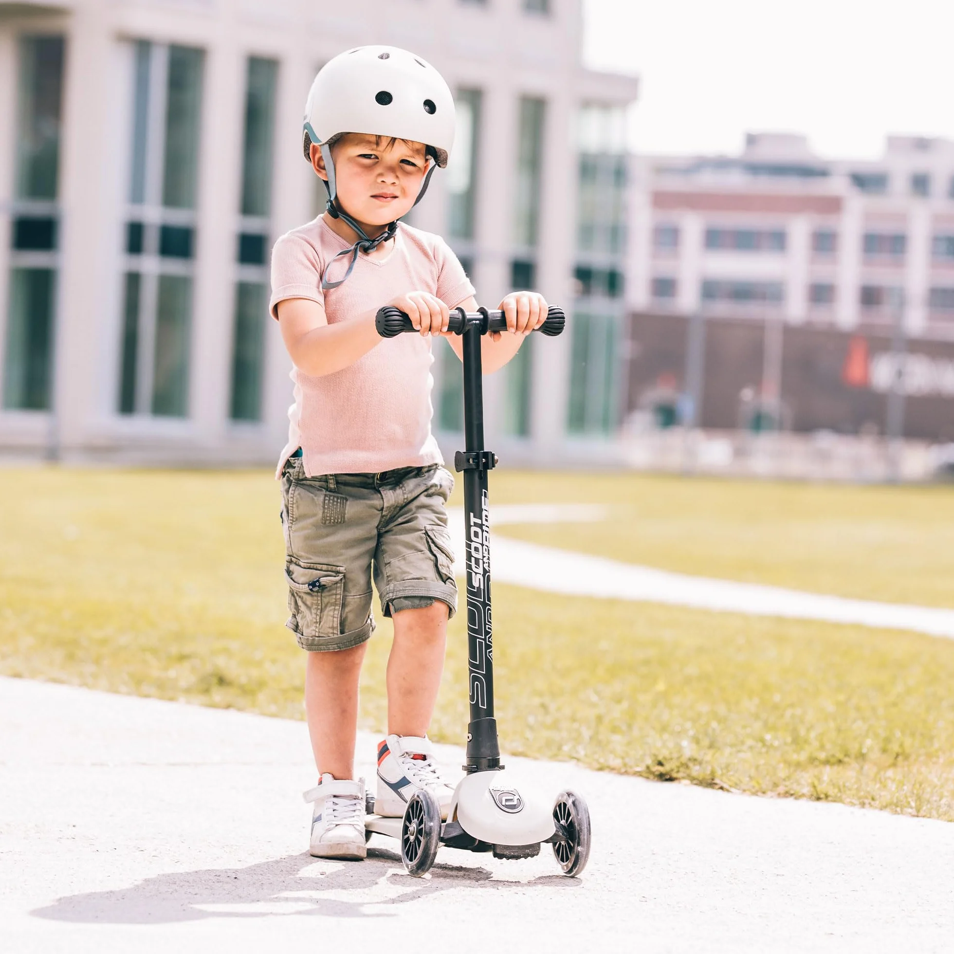 Scoot & Ride Highwaykick 3 LED hulajnoga z tworzywa sztucznego/metalu, wymiary: ok. 55 cm x 15 cm x 24 cm, 96344
