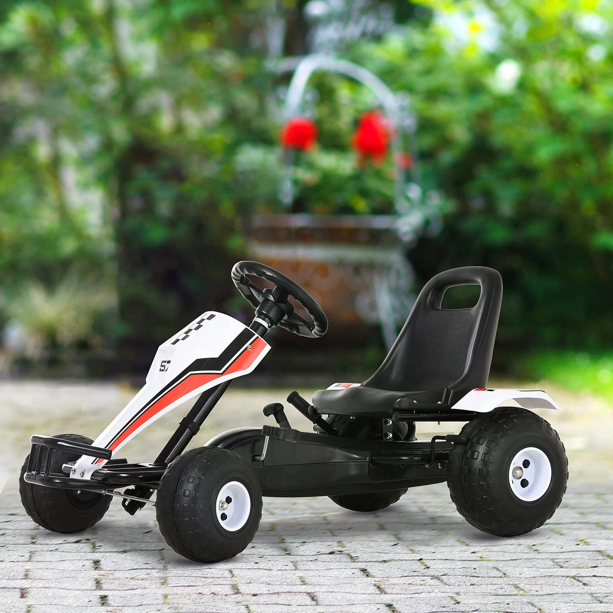 Gokart HOMCOM samochód dziecięcy na pedały z pedałem hamulca zabawka dla dzieci 3–8 lat stal kolor biały 104 x 66 x 57 cm