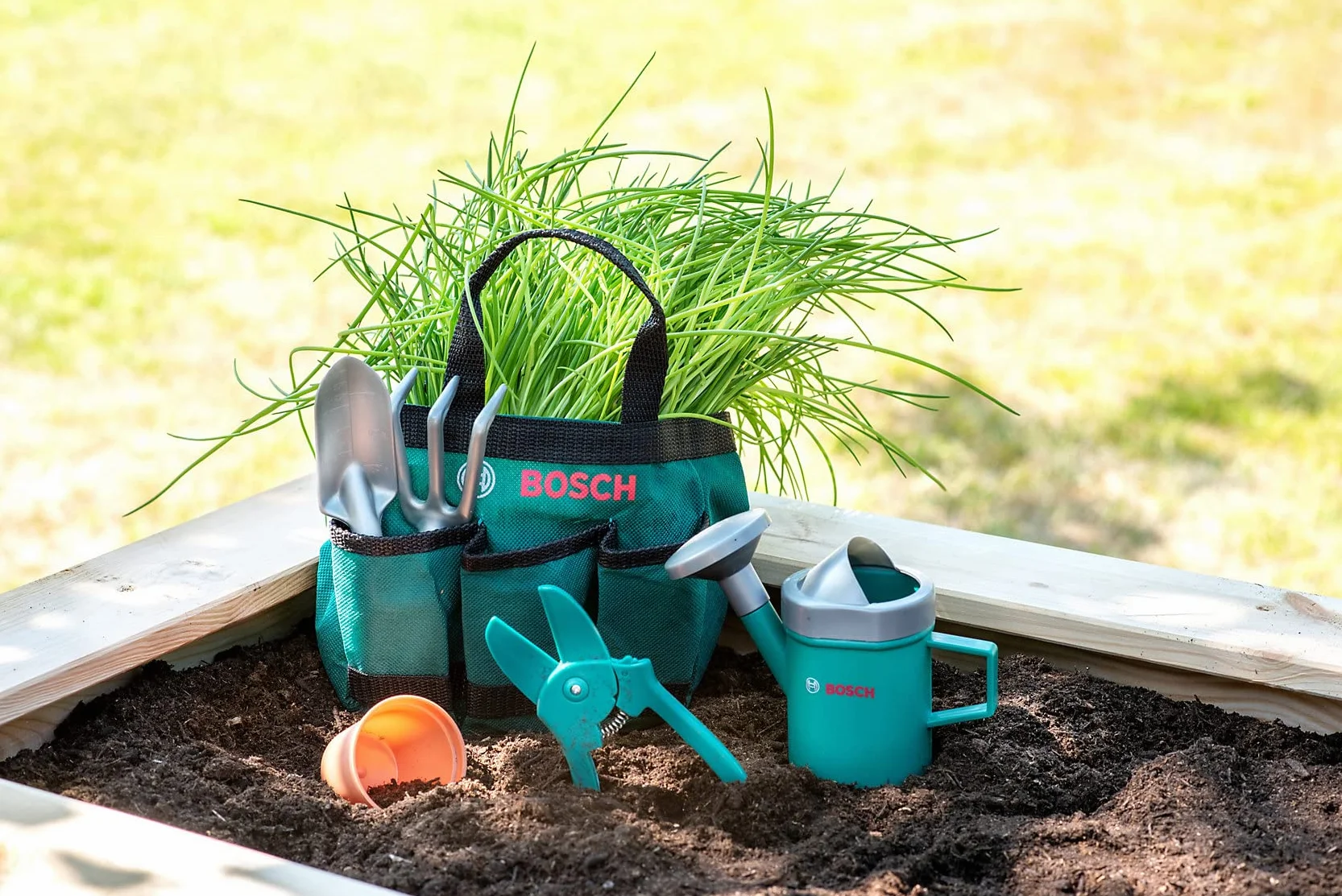 Theo Klein 2787 Zestaw toreb ogrodowych Bosch I Wysokiej jakości zestaw ogrodowy I W zestawie łopata, doniczka, konewka i nie tylko I Dla dzieci w wieku od 3 lat