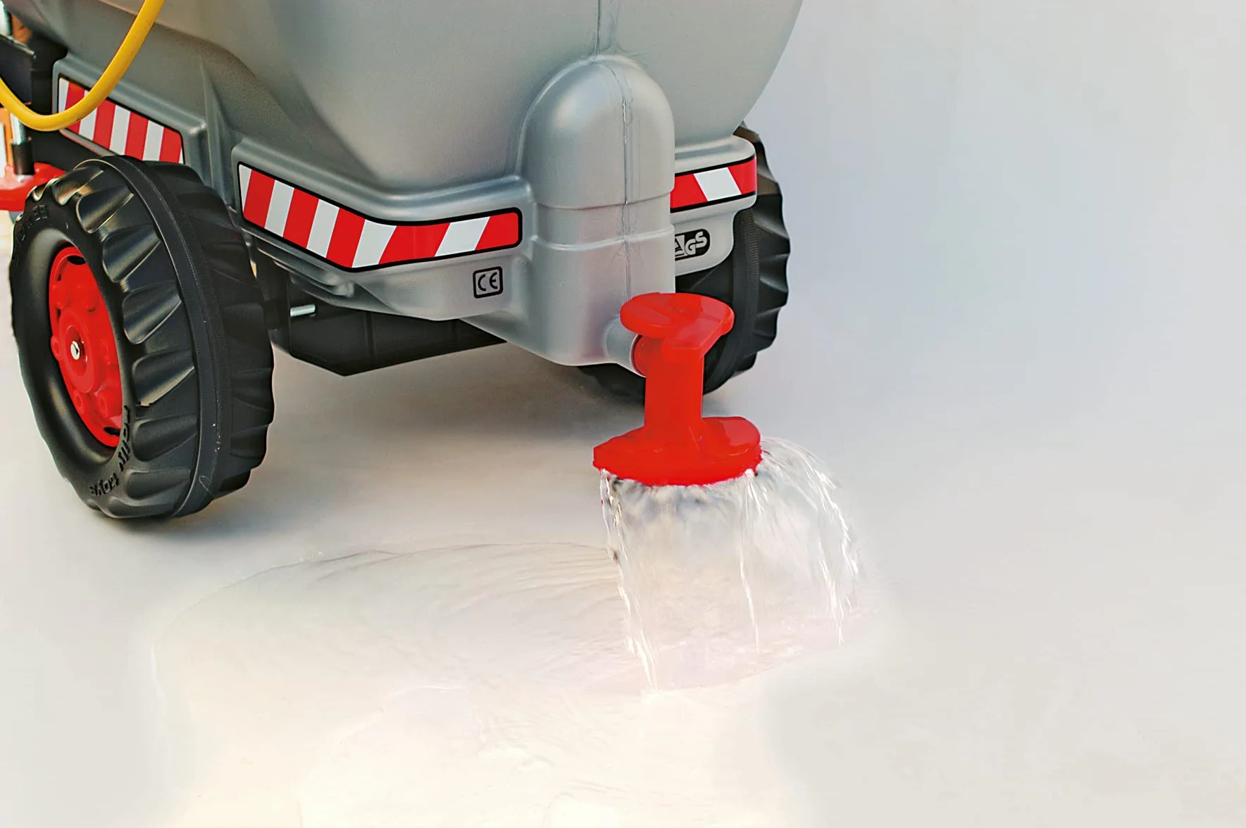 Rolly Toys RollyTanker przyczepa beczkowa z pompką i strzykawką (akcesoria do pojazdów pedałowych, dla dzieci w wieku od 3 do 10 lat, z kołem podporowym, maks. napełnienie 30 litrów, zabawka dla