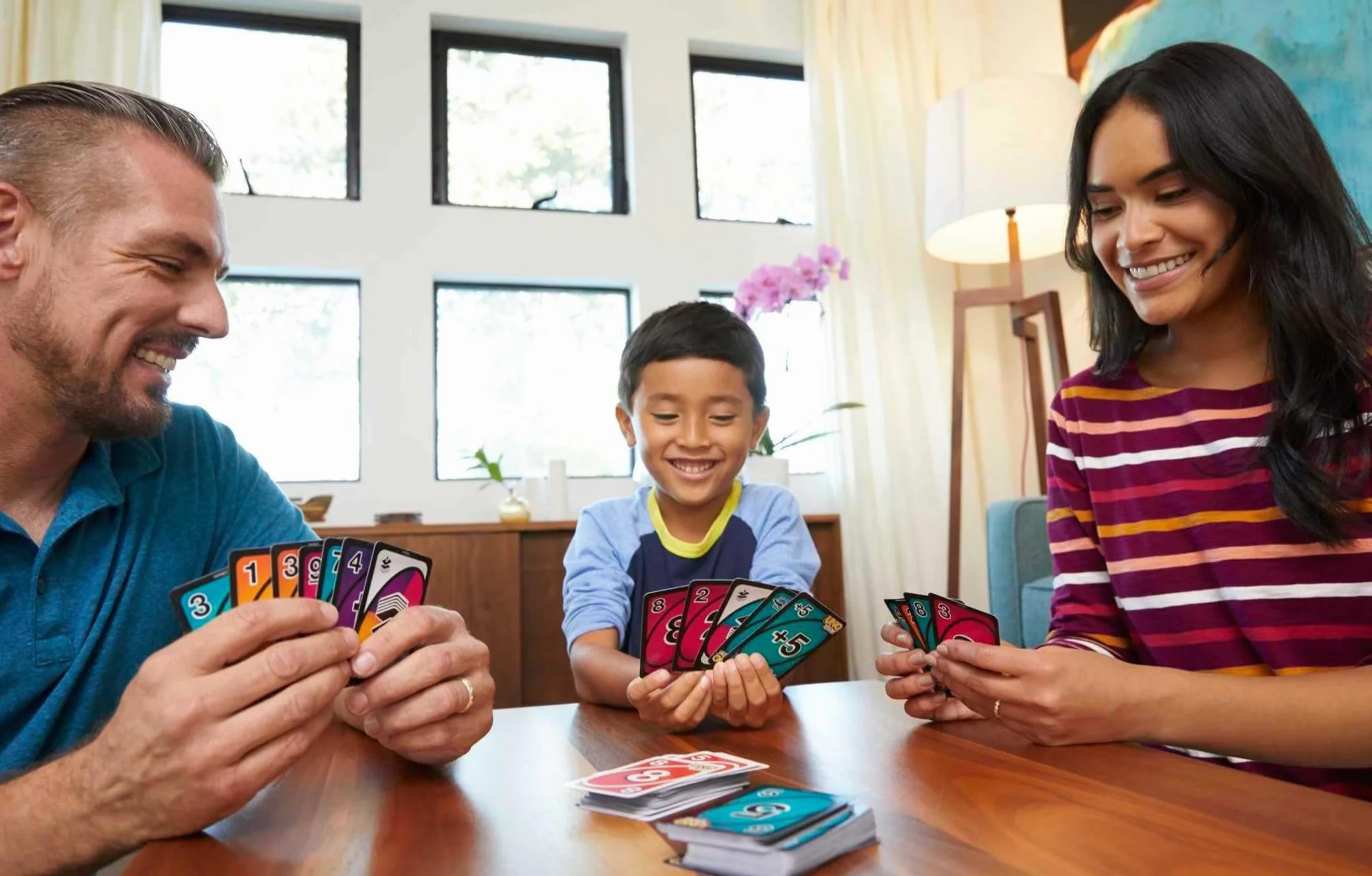 Mattel Games UNO Flip Klasyczna Gra Karciana z Nowym Akcentem w Solidnym Metalowym Pudełku, dla Dzieci od 7 lat, GDG37