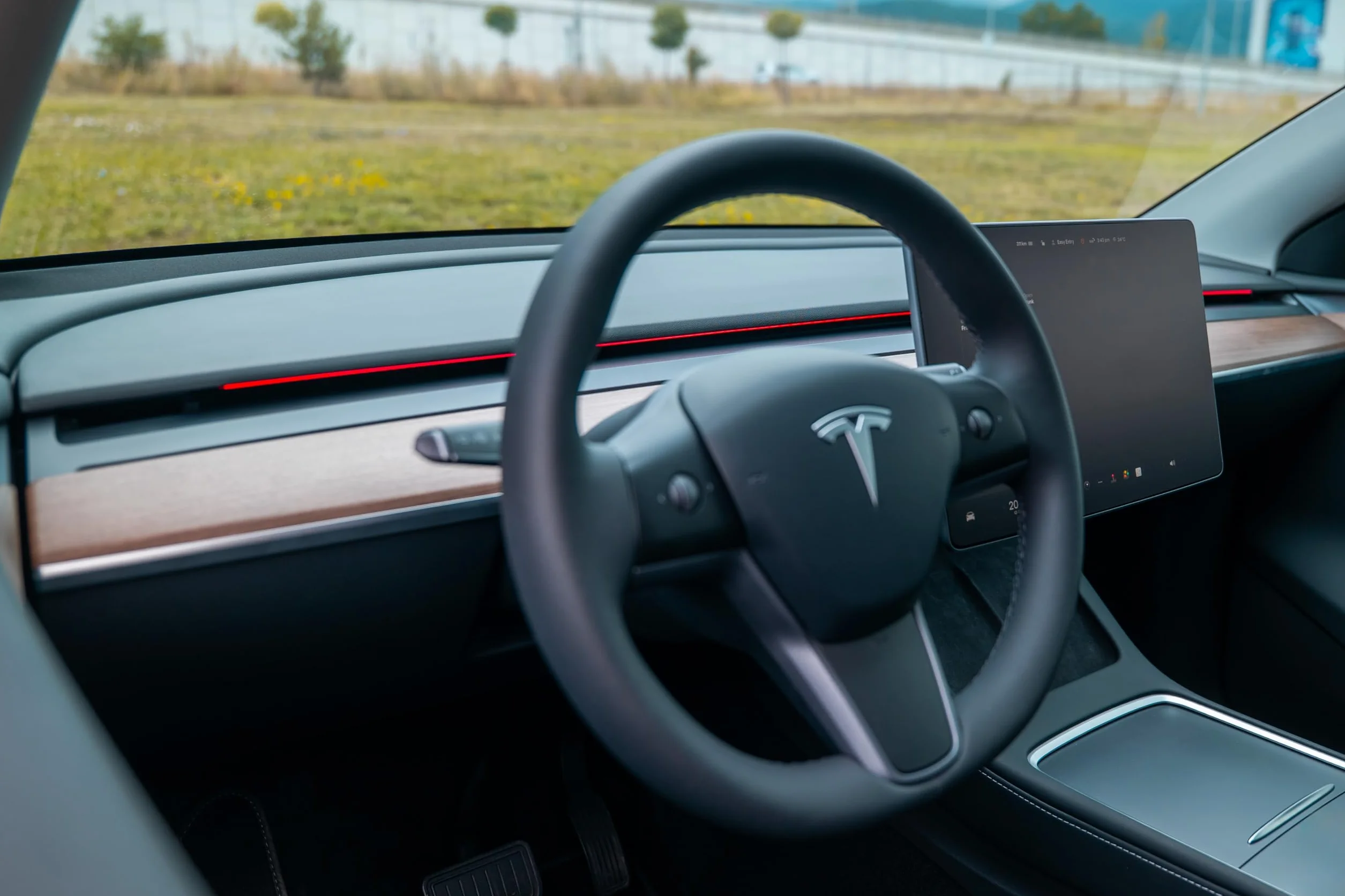 Taśma świetlna LED RGB do Tesla Model 3 i Y 2021-2024