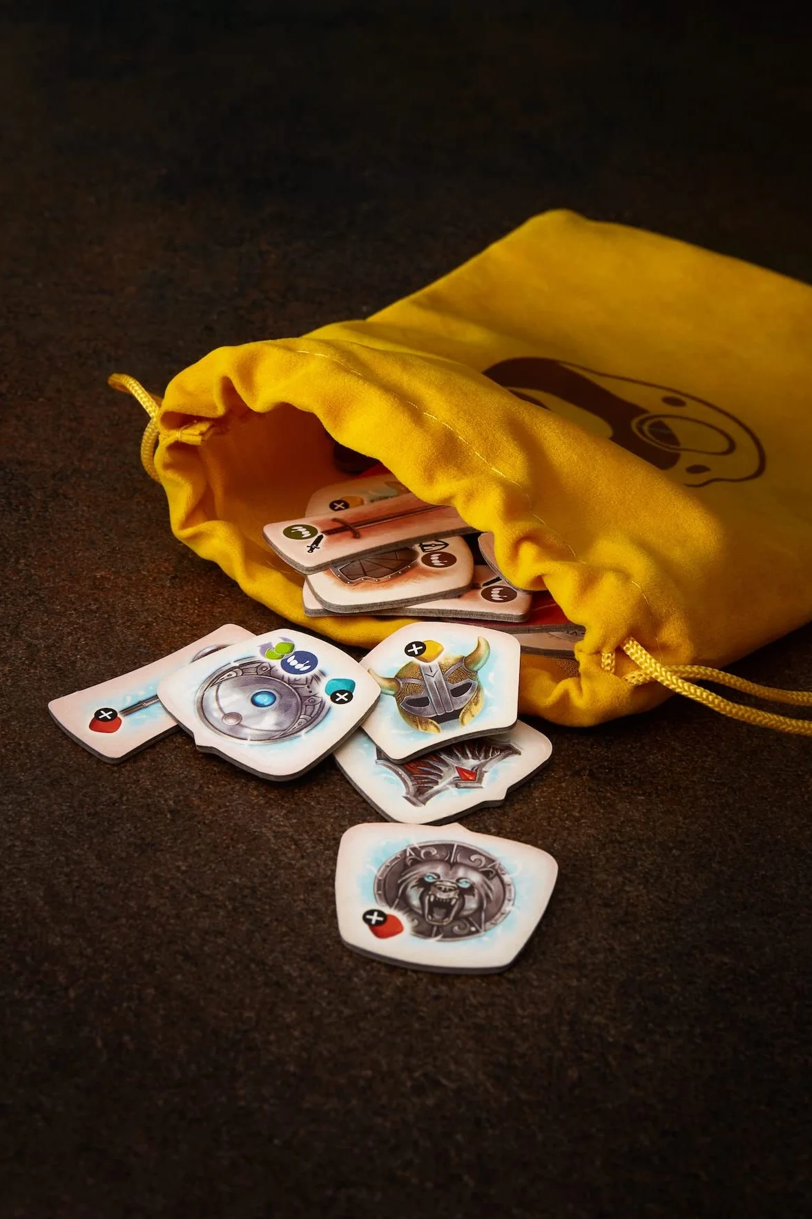 Asmodee, Gra planszowa Kroniki zamku Avel