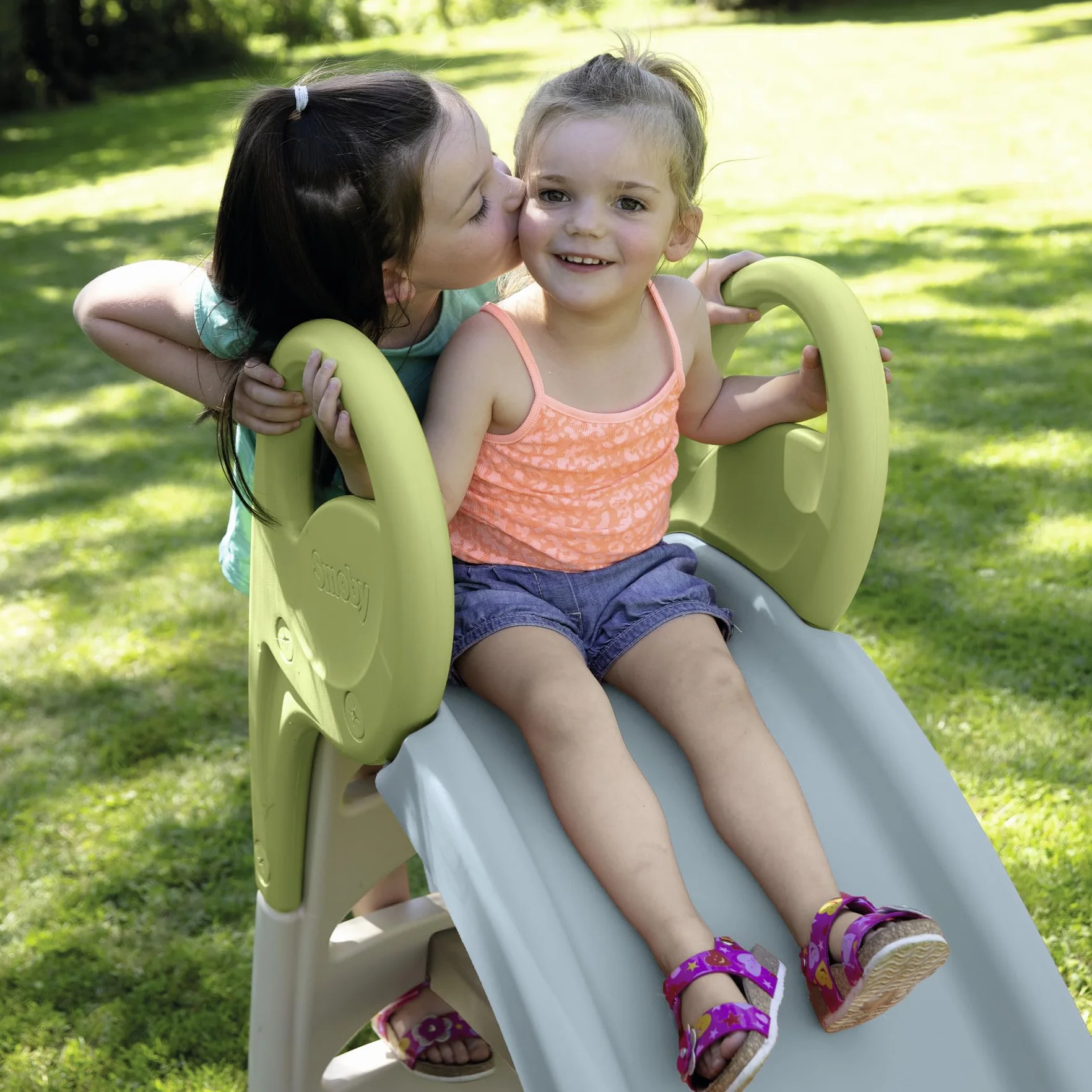 Smoby Life - Duża zjeżdżalnia - Zjeżdżalnia 150 cm - Wysokość 1 m - Ergonomiczne uchwyty, antypoślizgowe stopnie - Powłoka anty-UV - Materiał z recyklingu - Od 2 lat - Wyprodukowano we Francji