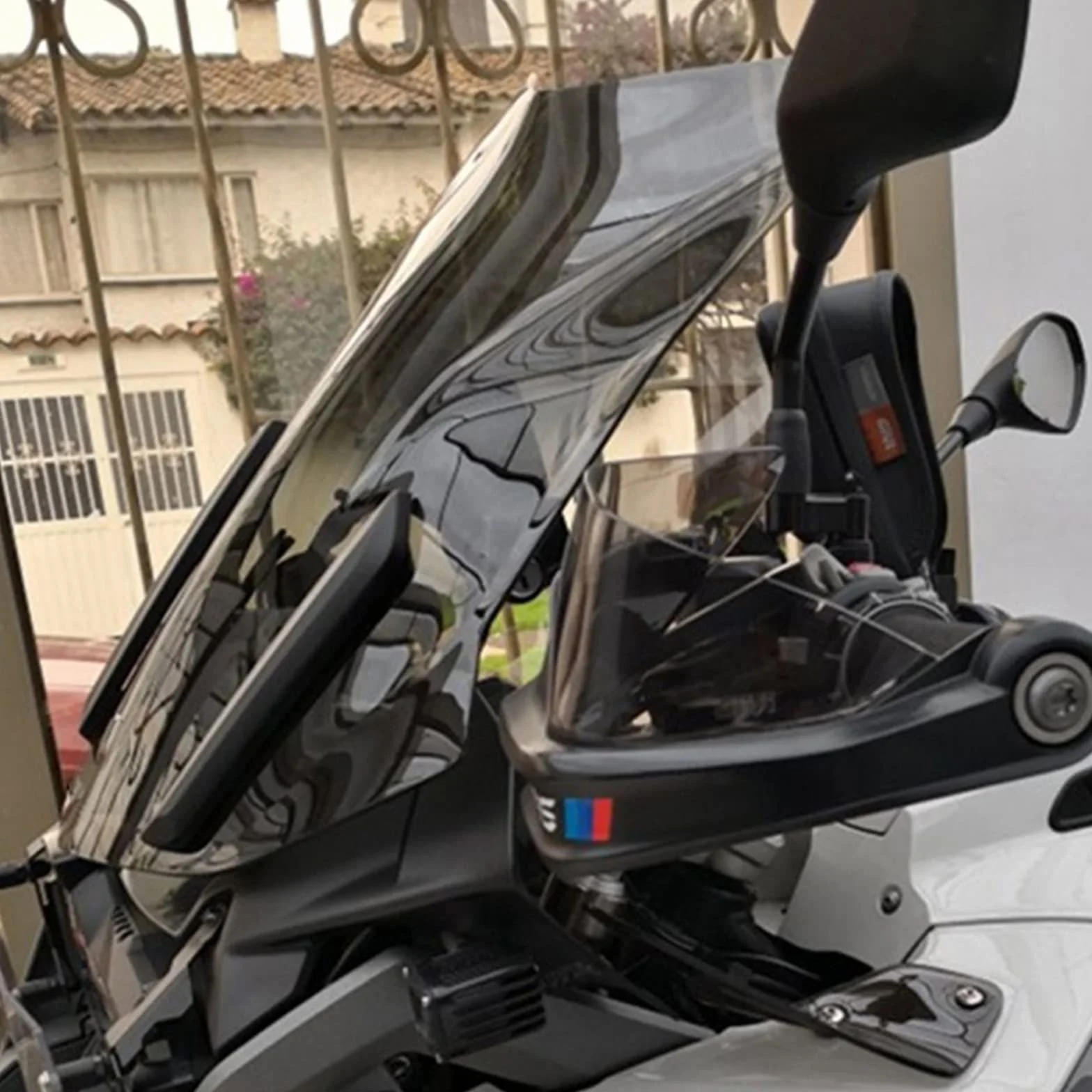Szyba motocyklowa przednia do BMW R1200GS R1250GS LC Adventure Czarna
