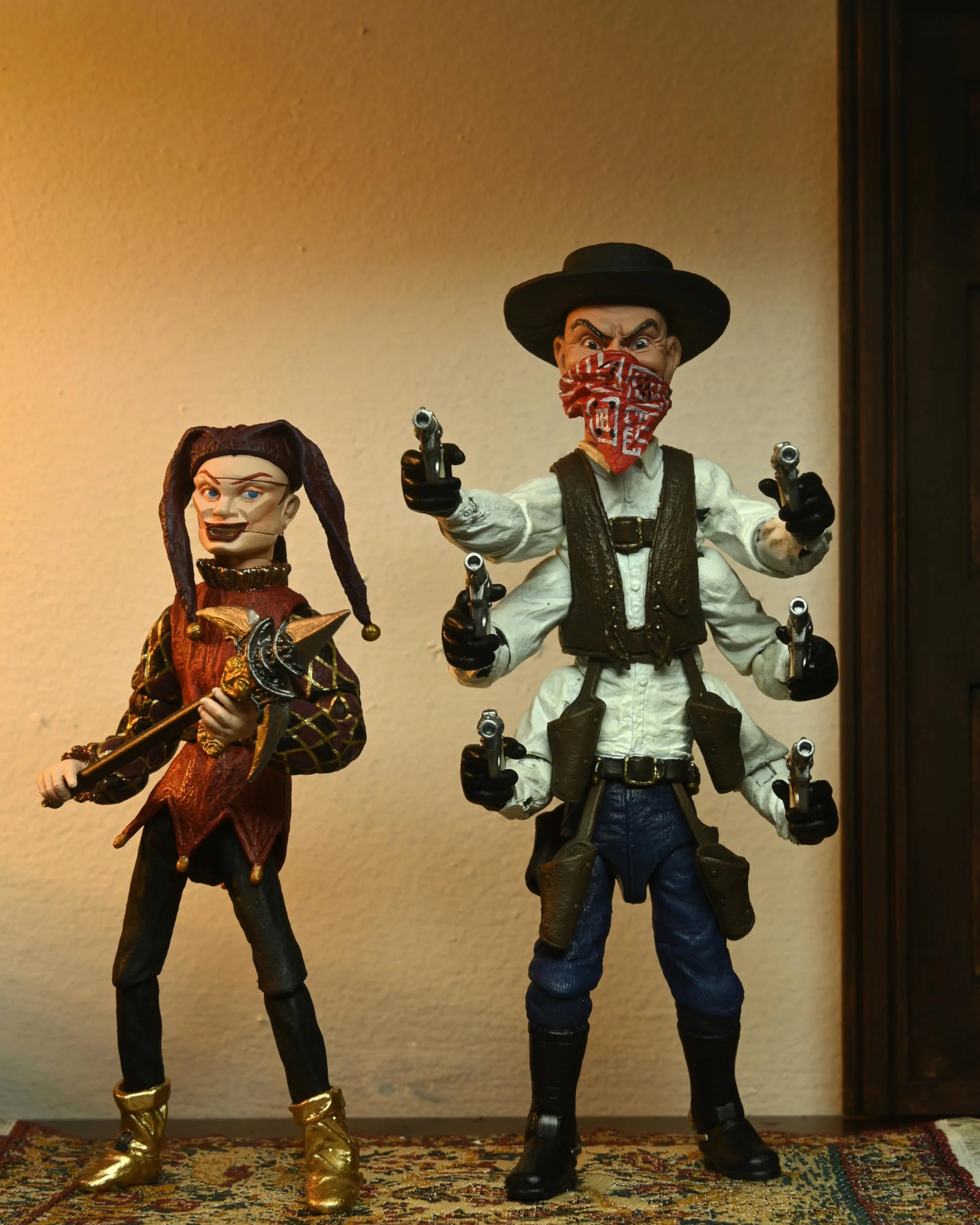 Neca - Puppet Master - Ultimate Six-Shooter & Jester 2 Pk 7In Af