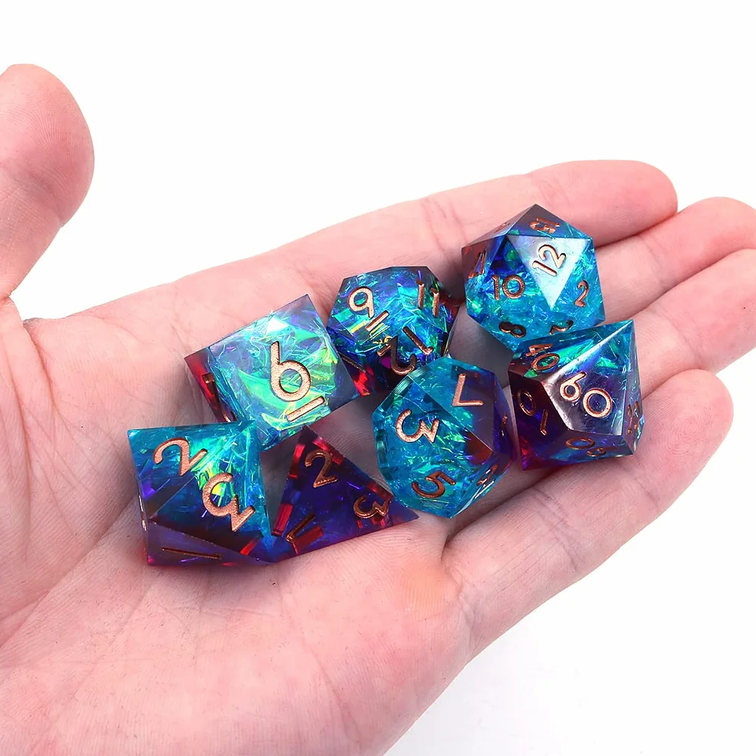 DollaTek Zestaw przezroczystych ko?ci RPG, 7 szt. ko?ci DND, D4, D6, D8, D10, D12, D20, czerwone i niebieskie, ze z?ot? foli?, do lochów i smoków oraz gier planszowych
