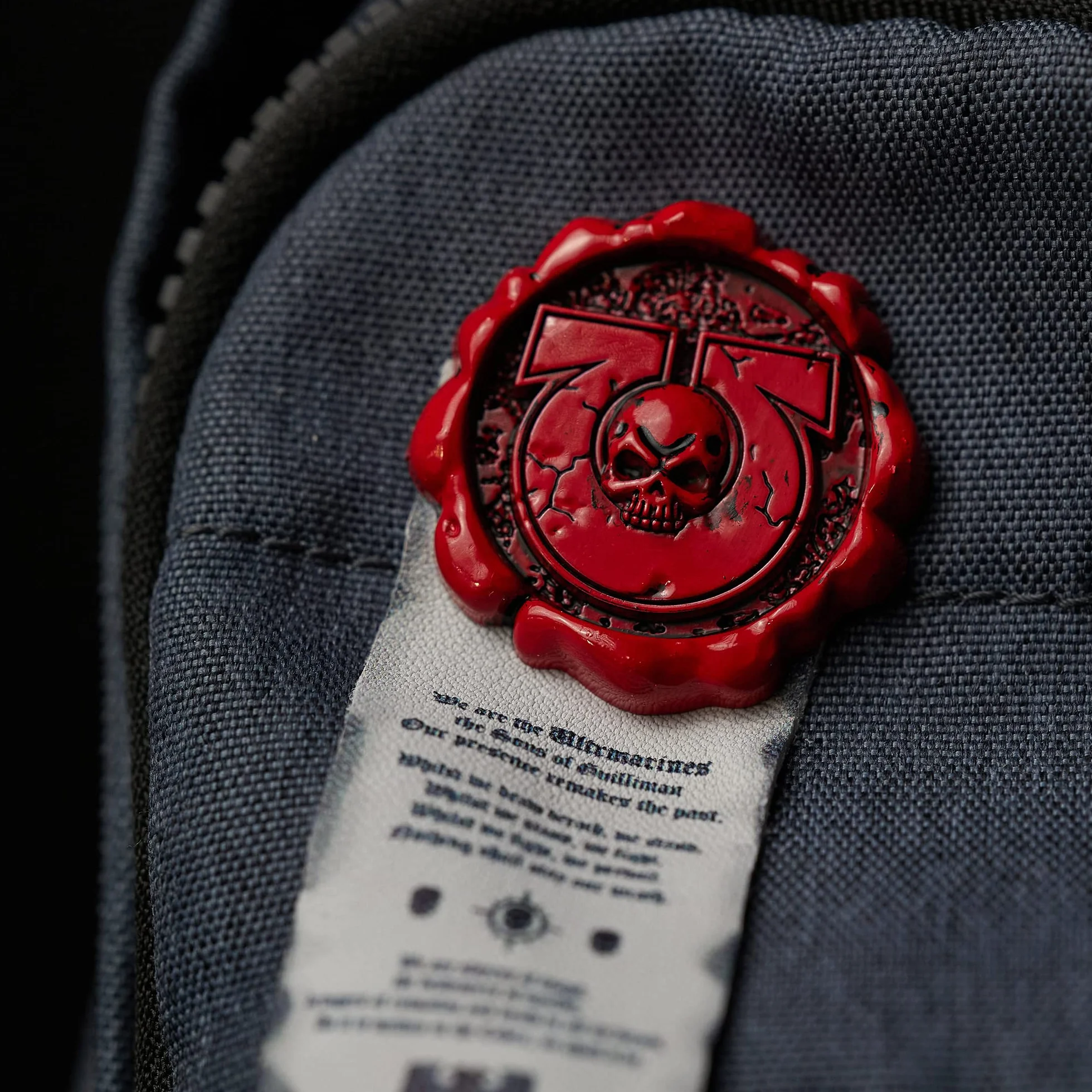 Starforged Kompatybilny z Warhammer 40k Pure Seals: Ultramarine Pin Badge/Sticker 1 szt