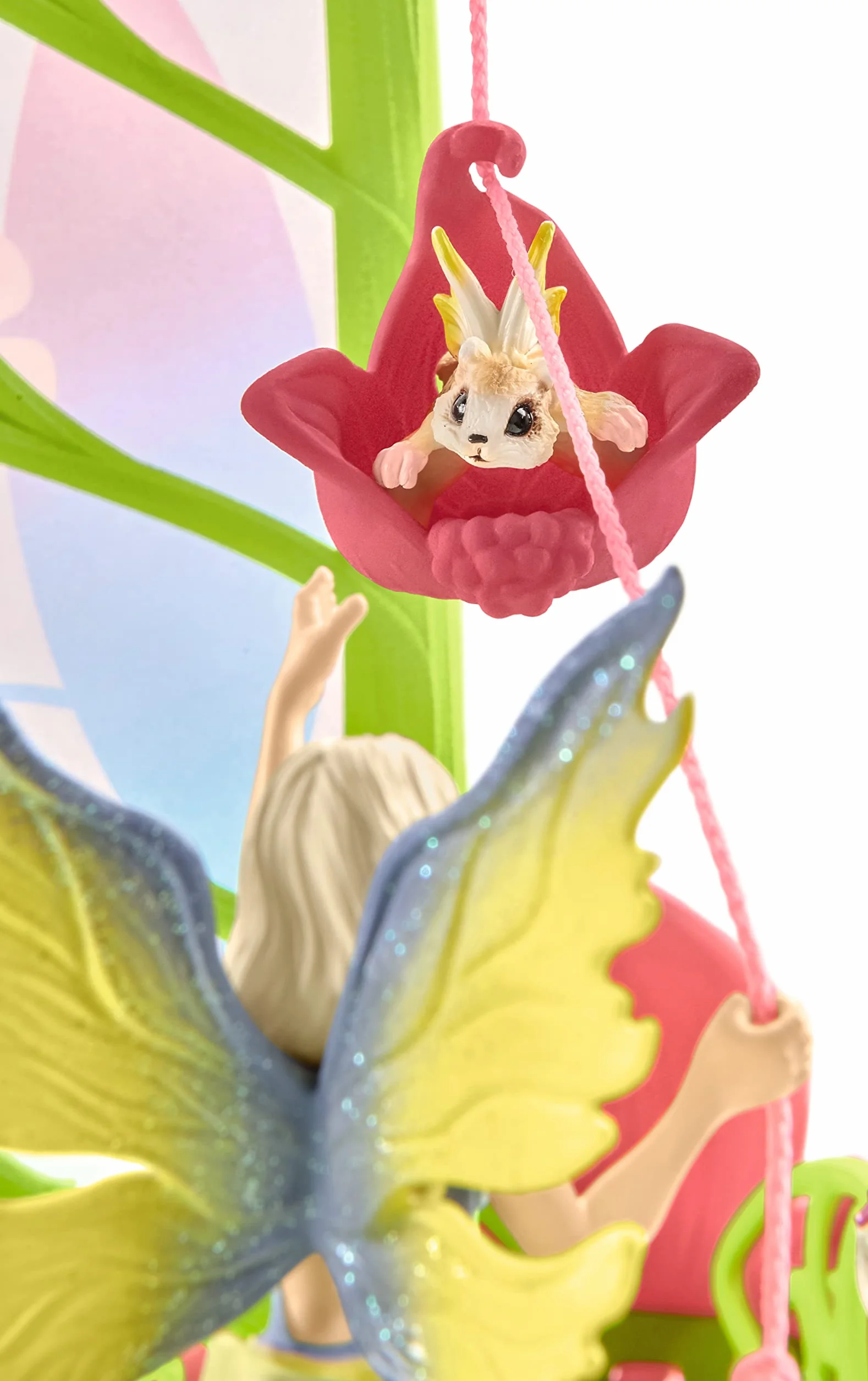 schleich 42444 BAYALA Seras magiczna łódź kwiatowa, 40-częściowy zestaw do zabawy z figurką jednorożca, elfa i skrzynią skarbów, zabawka dla dzieci od 5 lat