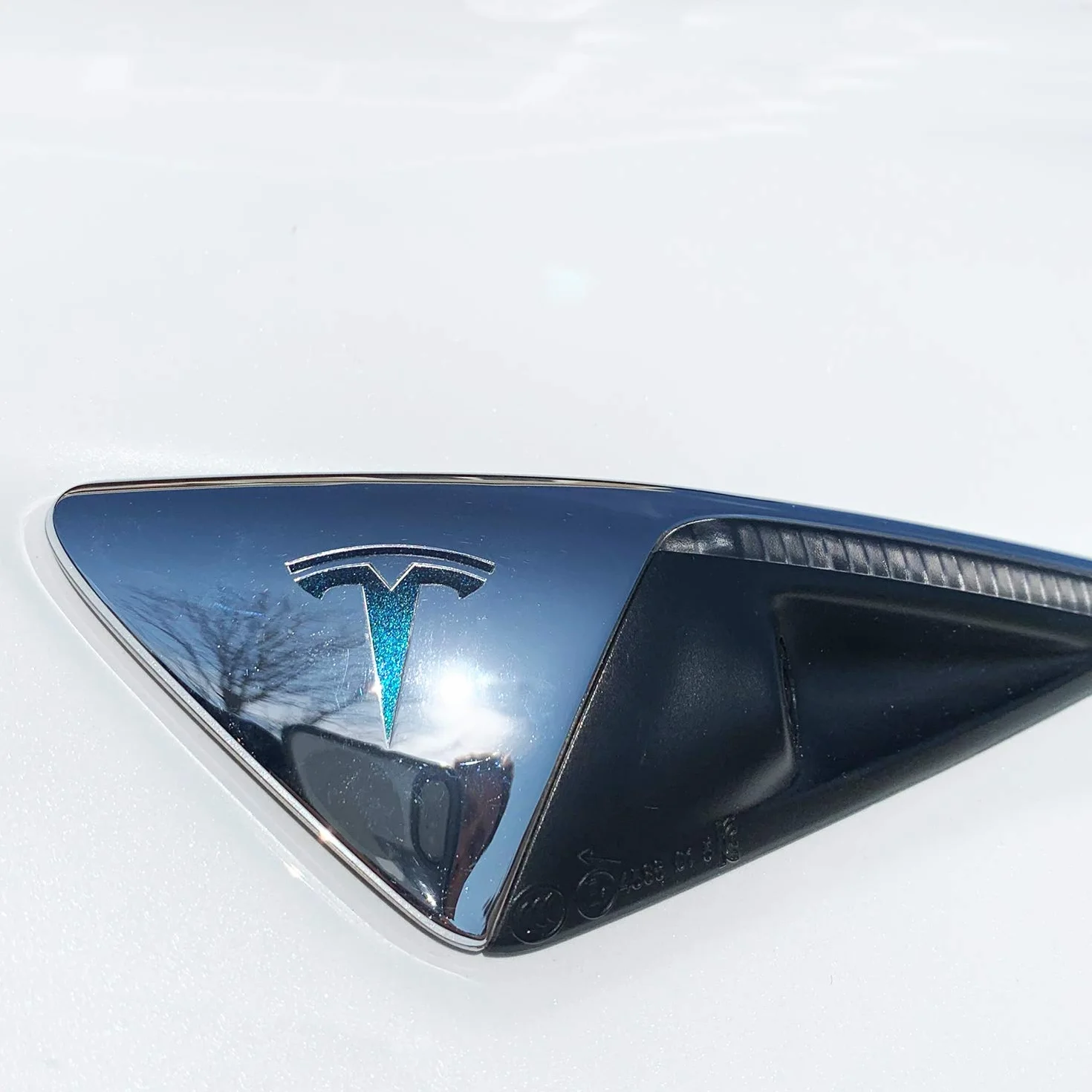 Naklejka z logo do Tesla Model S New Fascia, zestaw 14-częściowy (Gloss Flip Deep Space - niebieski/fioletowy)