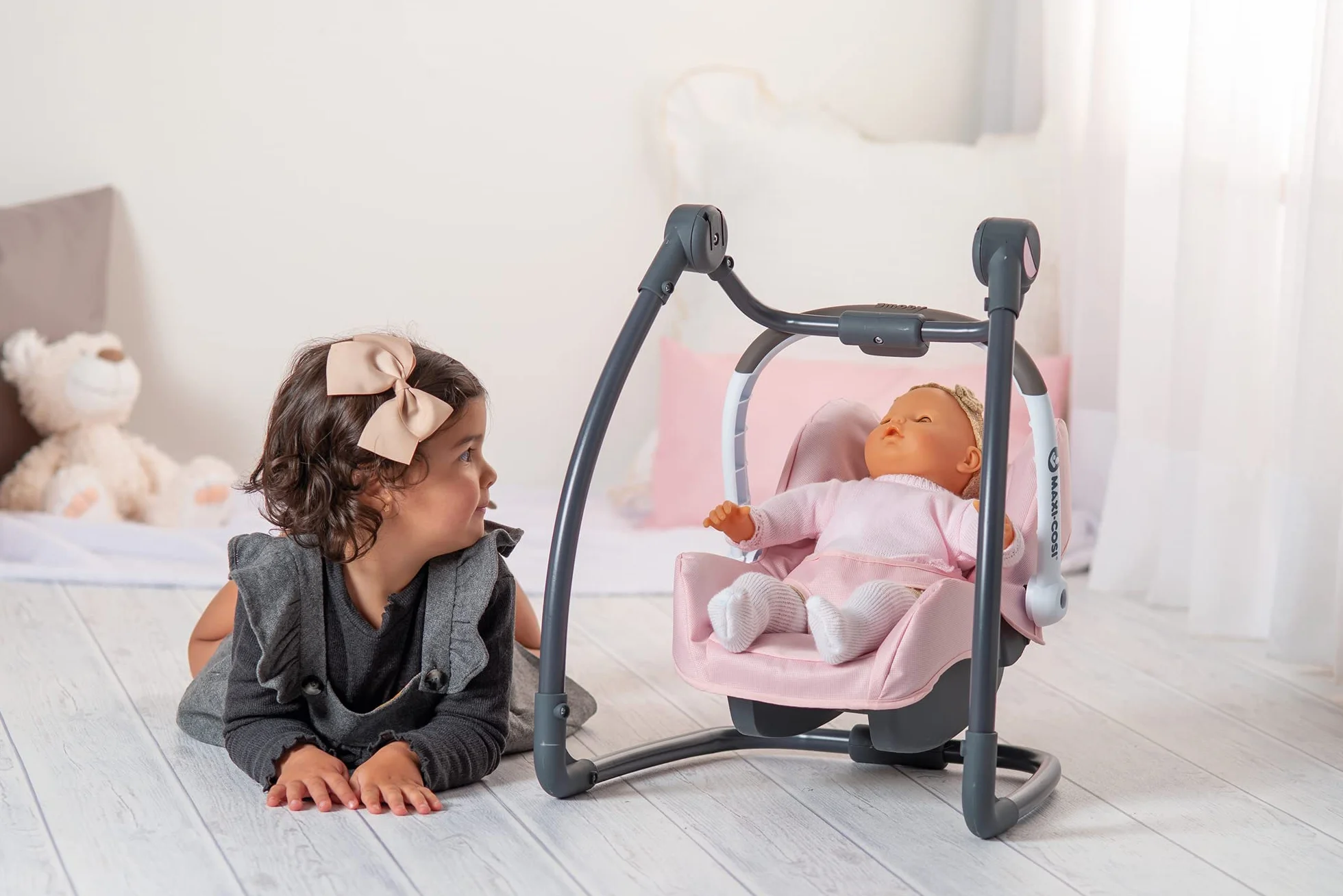 Smoby Maxi-Cosi krzesełko dla lalek 3 w 1 – dla lalek do 42 cm; do fotelika dziecięcego; fotelika samochodowego; huśtawki; akcesoria dla dzieci od 3 lat; różowe