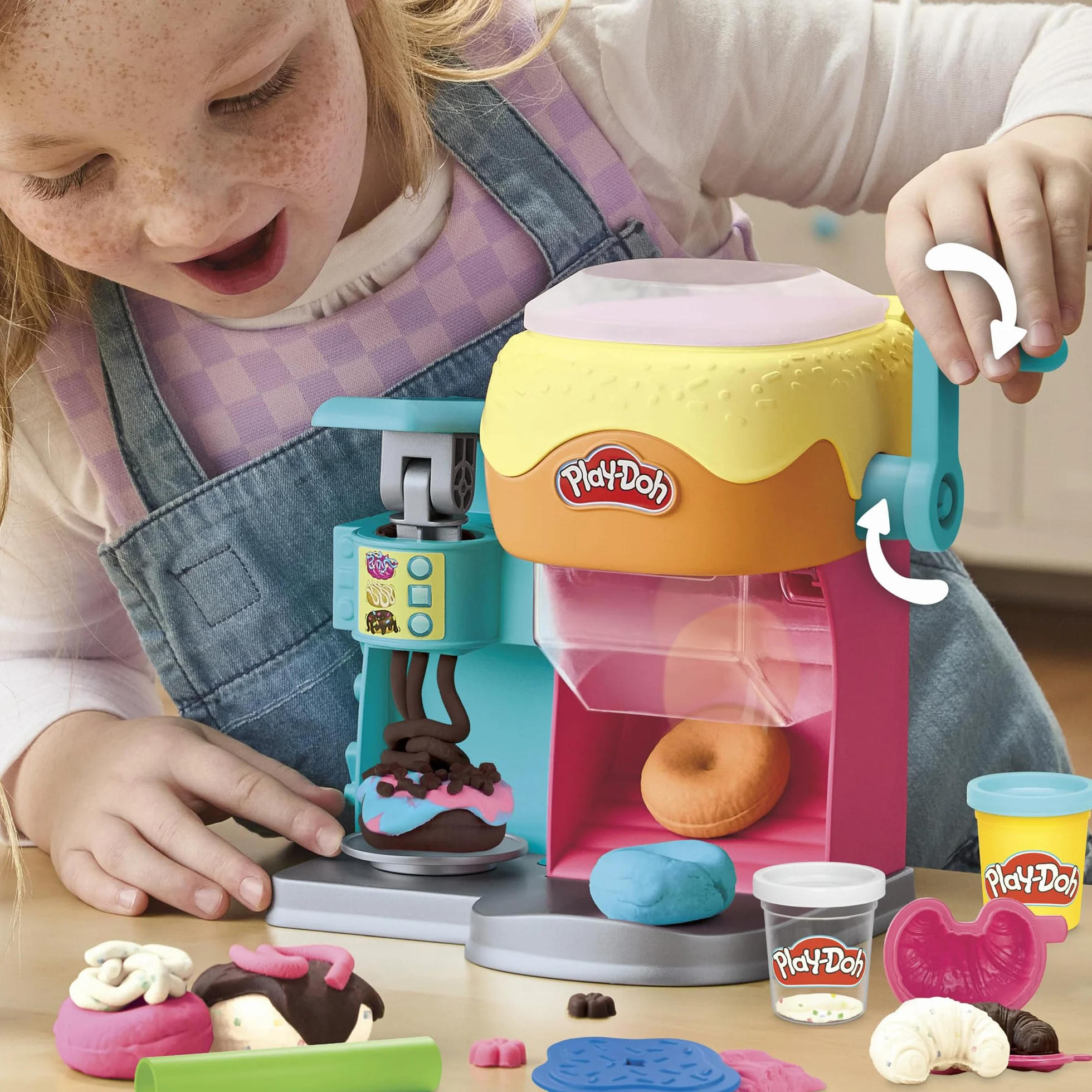 Zestaw do zabawy Pączkarnia Play-Doh, zabawkowe jedzenie, zabawy plastyczne dla dzieci w wieku od 3 lat