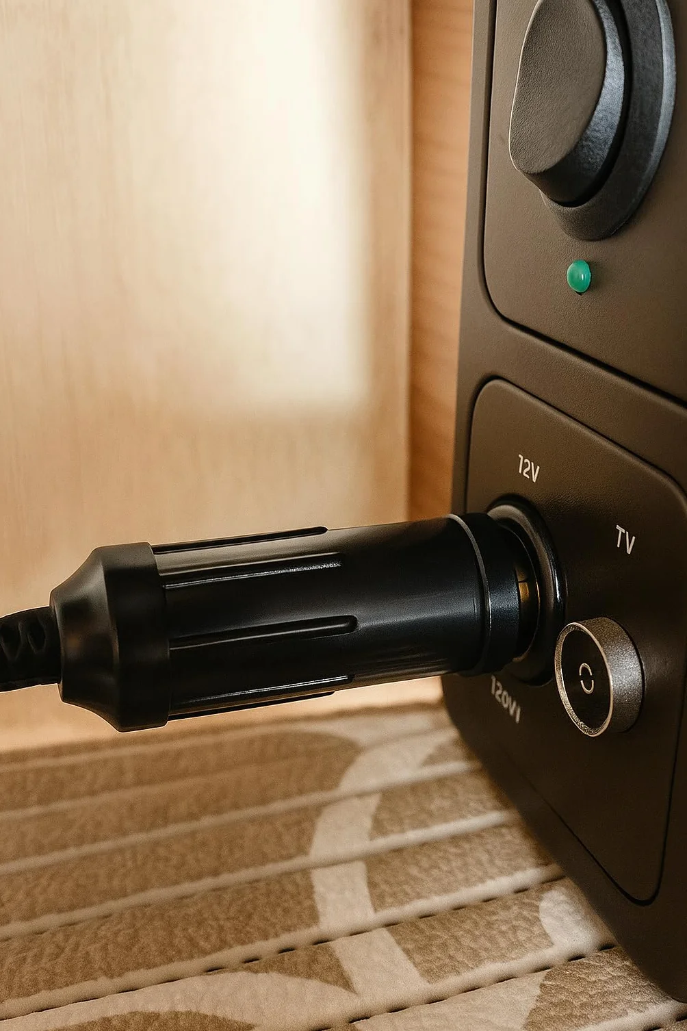 Hella Cliff Top adapter podwójny standardowy do zapalniczki samochodowej przedłużacz kabla