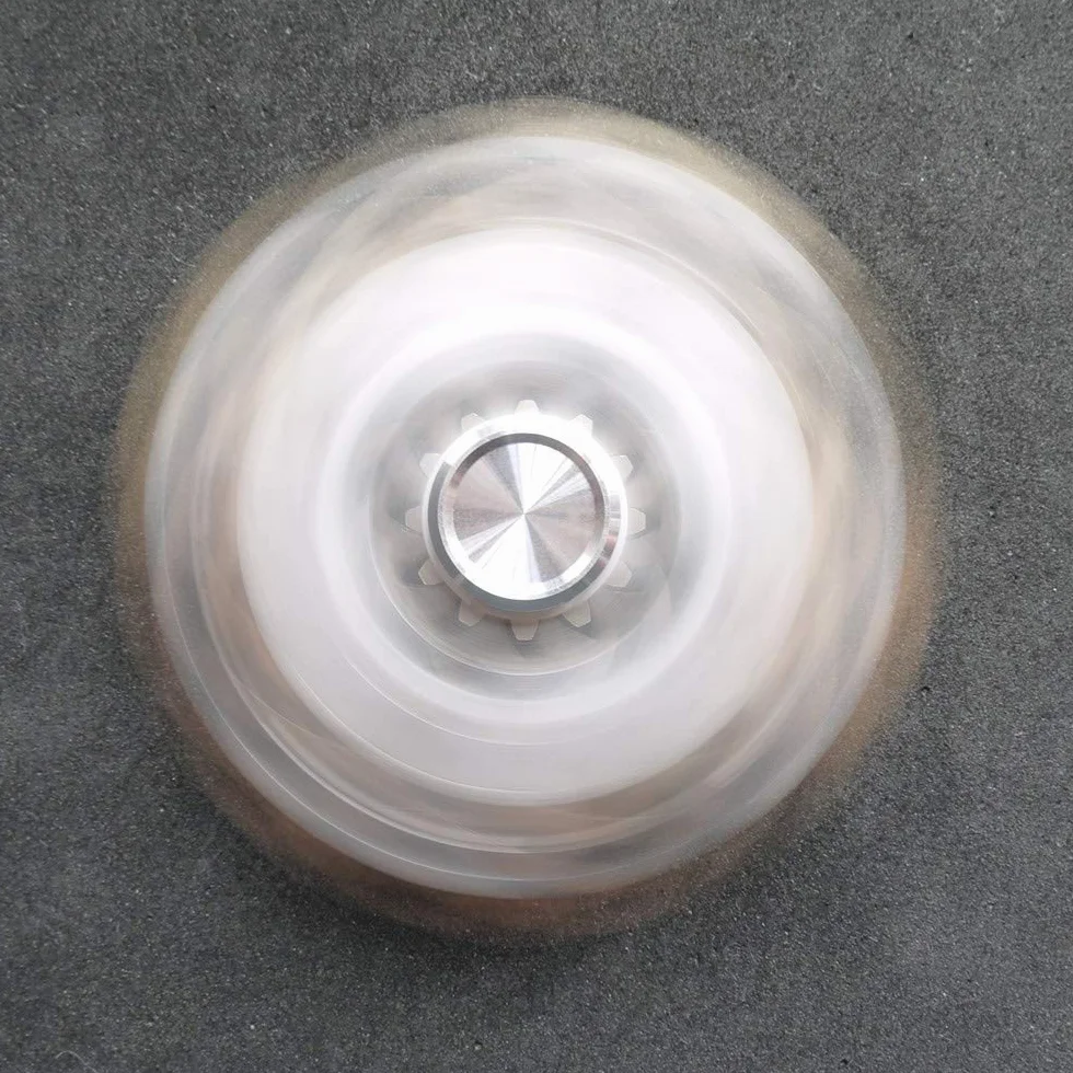 Fidget Spinner, figity Toys, 9 gear link lisse en acier inoxydable en laiton métallique avec roulements stables, durable mécaniquement mobile, Premium figity Toys - Argent
