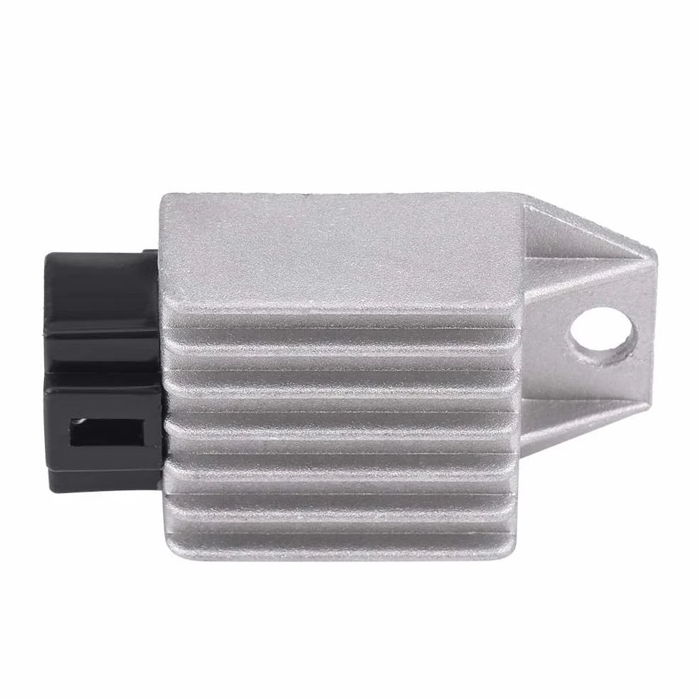 12 V 4-pinowy prostownik regulatora napięcia, prostownik Keenso męski regulator gniazda do skuterów GY6 od 50 cm3 do 150 cm3 ATV