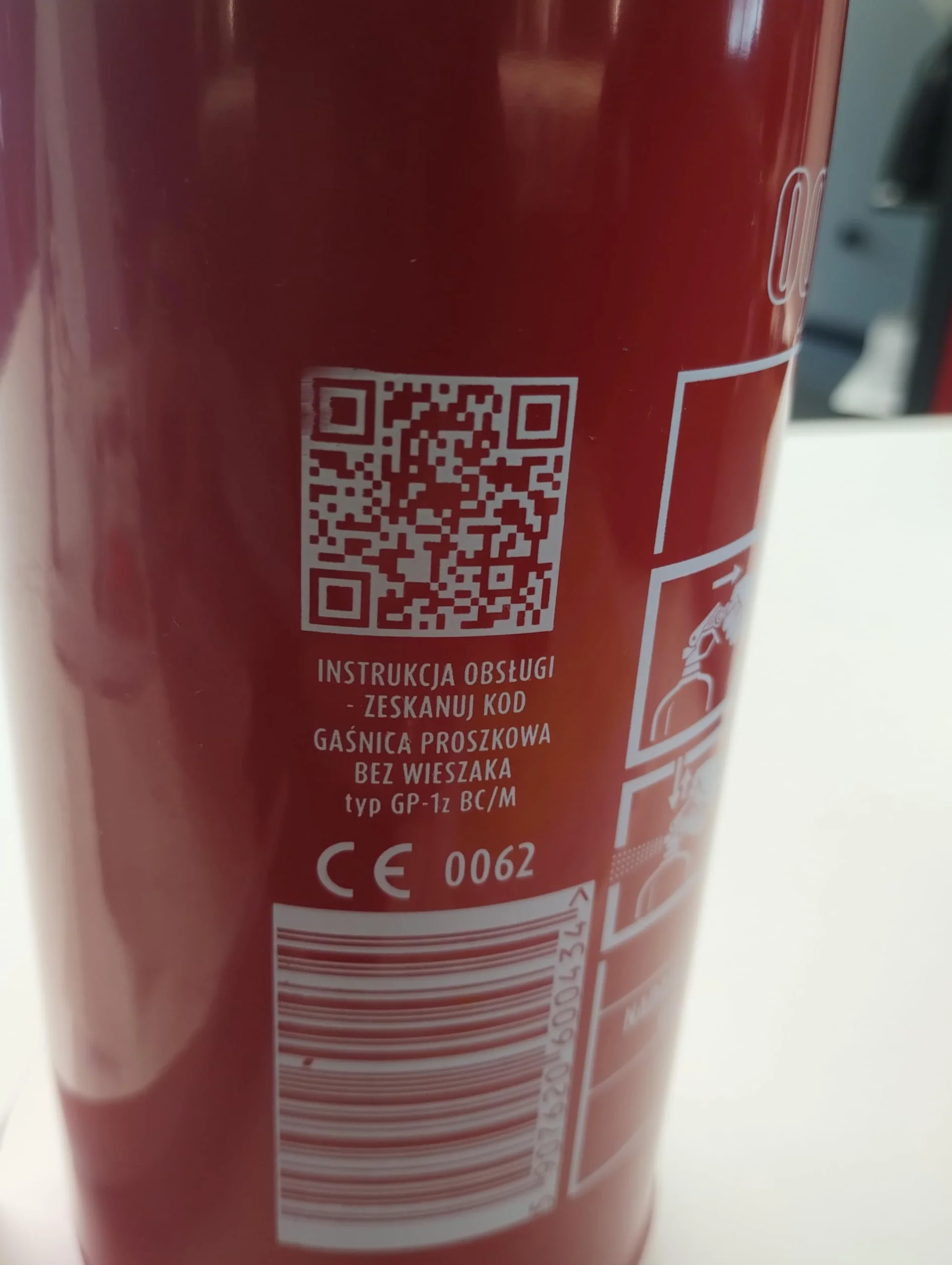 ZESTAW TRÓJKĄT APTECZKA GAŚNICA KAMIZELKA + TORBA