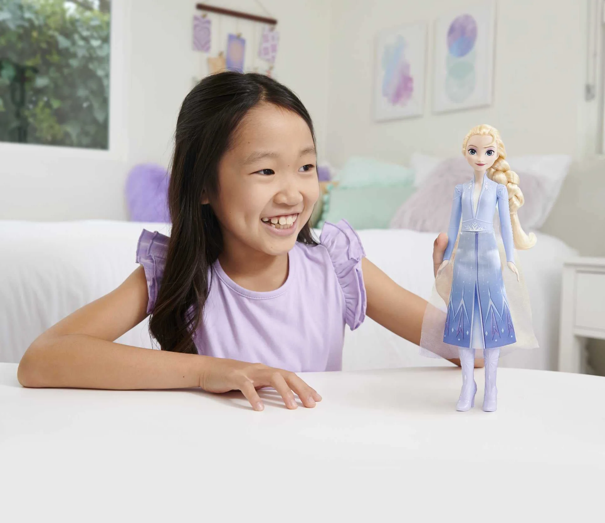 Mattel Disney Frozen Kraina Lodu Elsa Lalka w ubranku, inspirowana filmem Disneya „Kraina Lodu 2”, prezent dla dzieci HLW48
