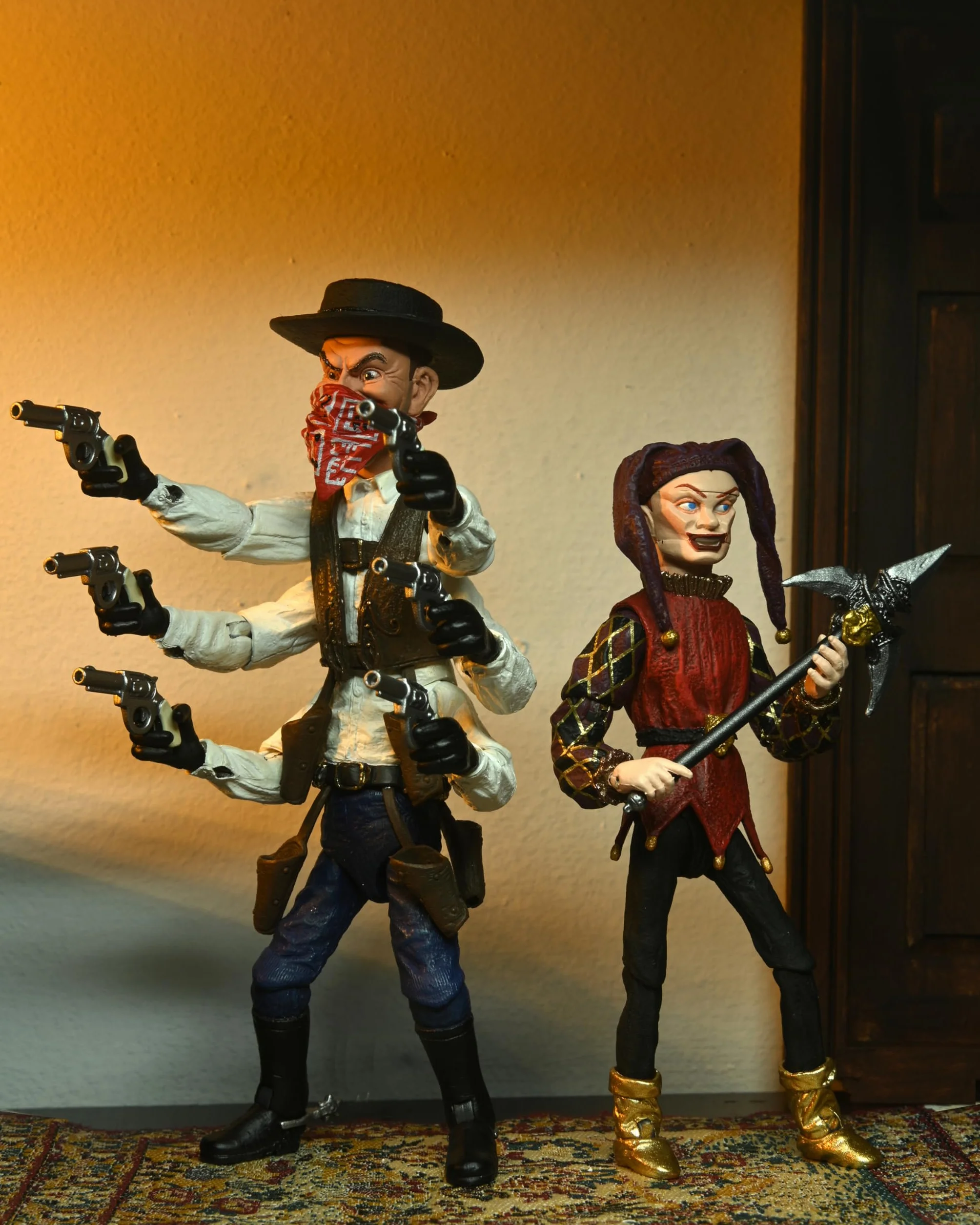 Neca - Puppet Master - Ultimate Six-Shooter & Jester 2 Pk 7In Af