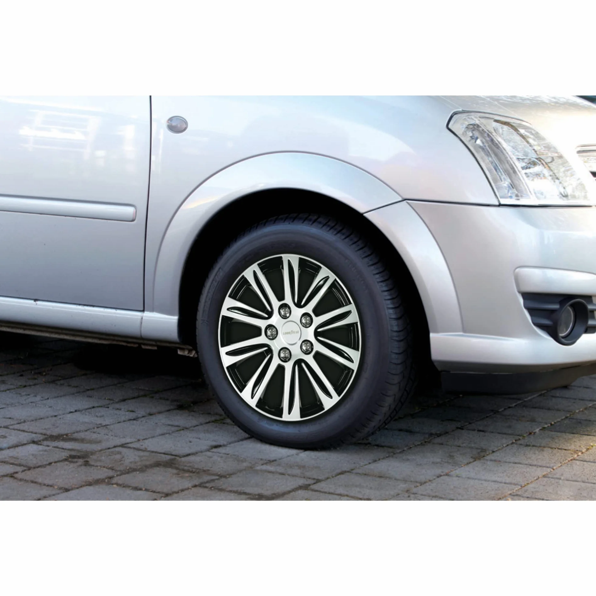 Goodyear kołpaki Laredo 16 cali ABS odporne na uderzenia czarno-srebrne 4 sztuki