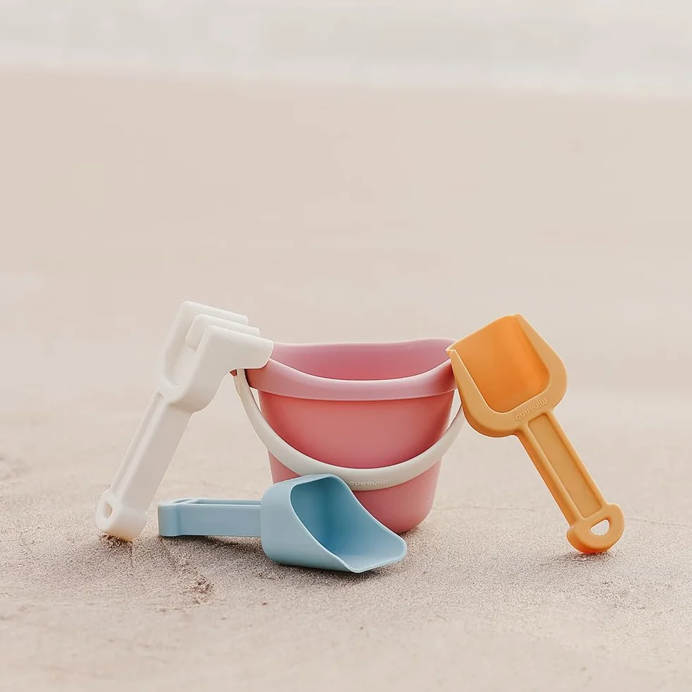 Miniland Eco ciepły zestaw piasku dla dzieci wielokolorowy do zabawy na plaży